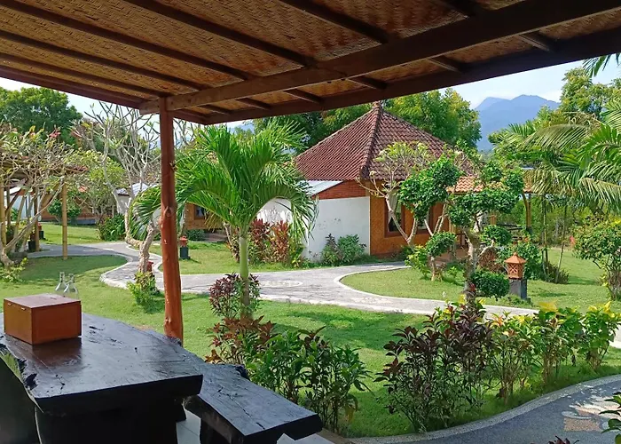 Pasir Putih - Menjangan Banyuwedang