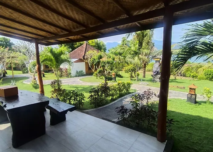 Lodge Pasir Putih - Menjangan