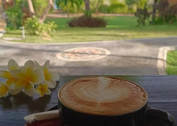 Lodge Pasir Putih - Menjangan Banyuwedang
