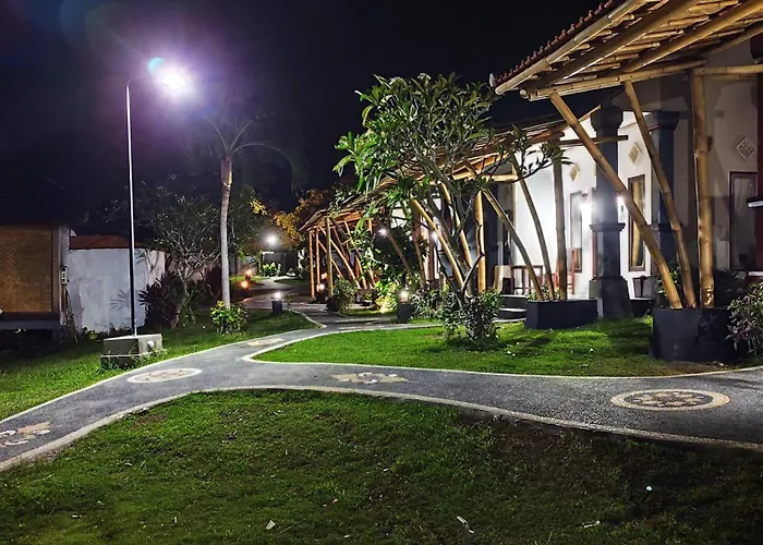 Pasir Putih - Menjangan Lodge